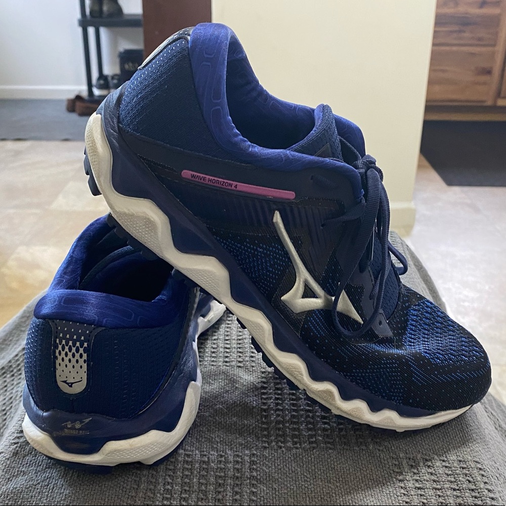 Mizuno Wave Horizon 4 W8 - Blue